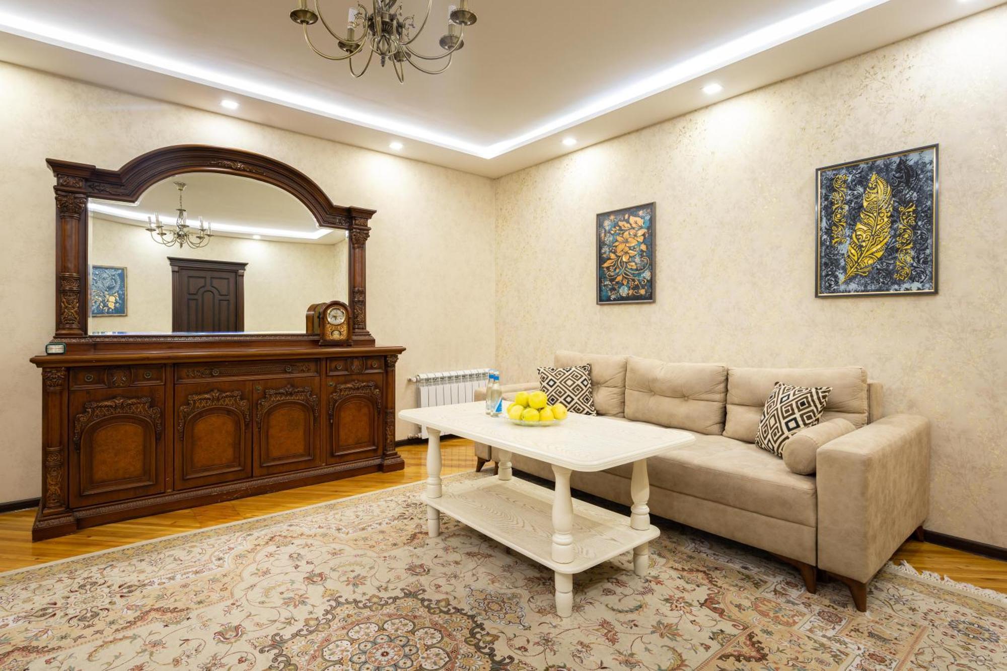 Роскошная Квартира Для Гостей Tashkent Esterno foto